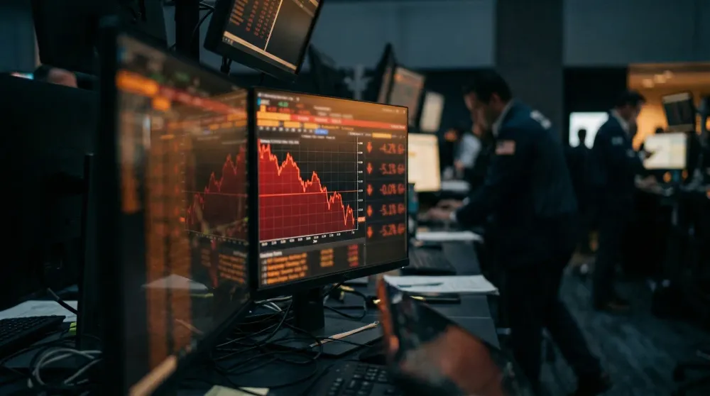 Bitcoin zakt onder $70.000 terwijl oliespike en Iran-impasse crypto in de uitverkoop trekken Afbeelding bij bericht